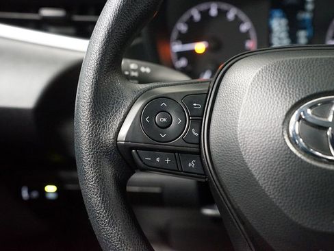 Certified 2025 Toyota Corolla LE image 14