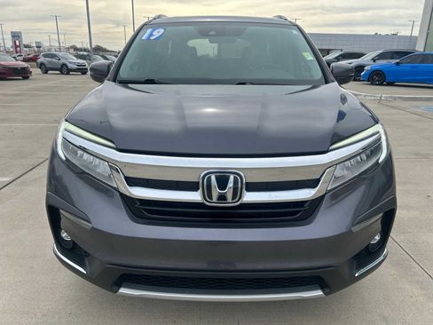Used 2019 Honda Pilot Touring image 2