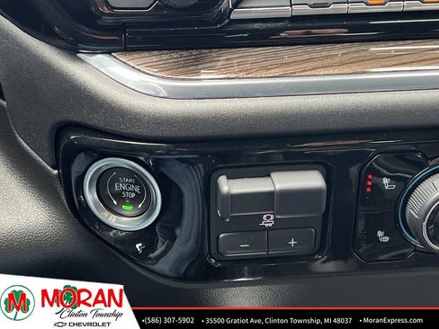 Certified 2024 Chevrolet Silverado 1500 LT Trail Boss w/ LT Trail Boss Premium Package AWD/4WD image 25