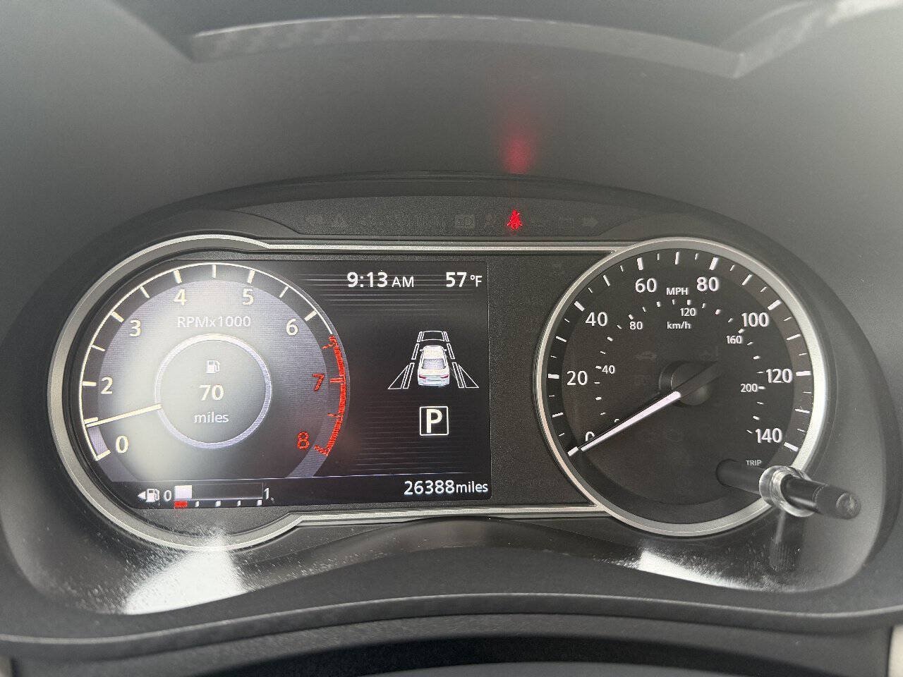 Used 2021 Nissan Versa SV FWD image 13