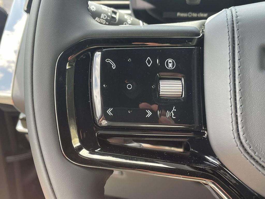 New 2026 Land Rover Range Rover Sport Dynamic SE AWD/4WD image 36