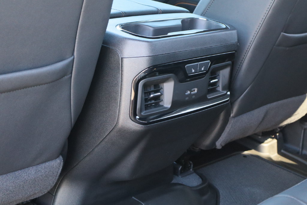 Certified 2025 GMC Sierra 2500 AT4 w/ AT4 Premium Plus Package AWD/4WD image 27