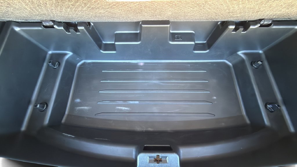 Used 2025 Buick Enclave Sport Touring w/ Power Package FWD image 28