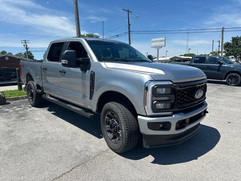 Used 2024 Ford F250 XL w/ STX Appearance Package AWD/4WD image 2