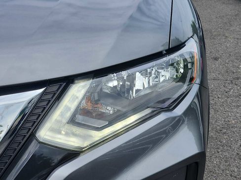 Used 2020 Nissan Rogue SV AWD/4WD image 9