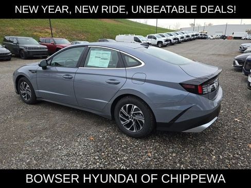 New 2026 Hyundai Sonata Blue image 3