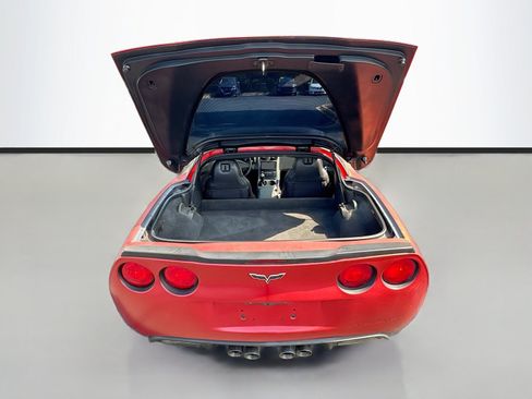 Used 2007 Chevrolet Corvette Coupe w/ Preferred Equipment Group RWD image 23