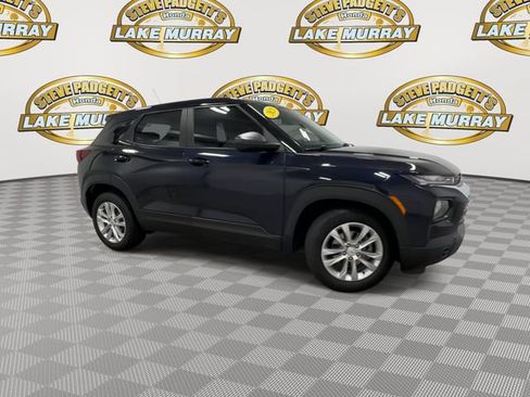 Used 2021 Chevrolet TrailBlazer LS FWD image 4