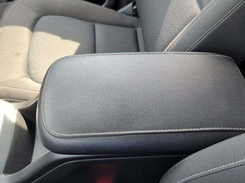 Used 2017 Chevrolet Colorado LT AWD/4WD image 23