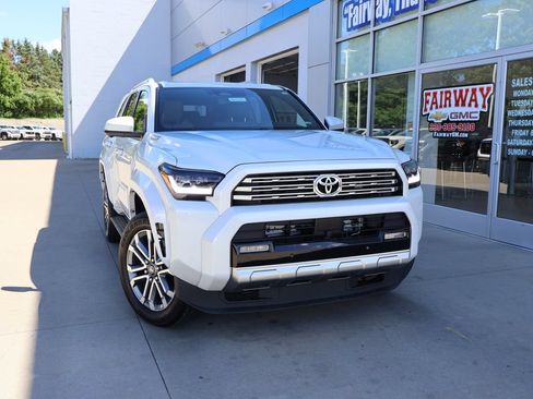 Used 2026 Toyota 4Runner Limited AWD/4WD image 42