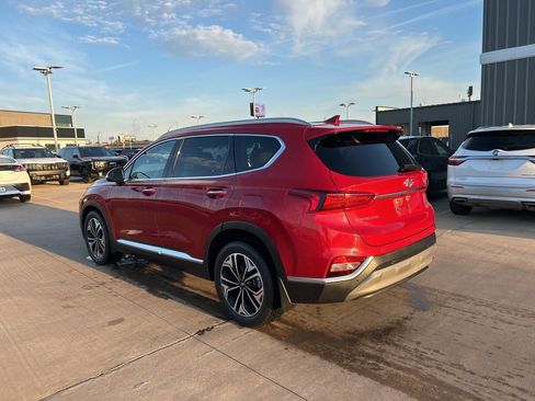 Used 2019 Hyundai Santa Fe FWD image 2