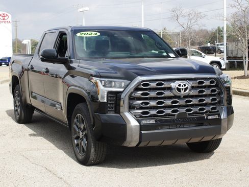 Used 2024 Toyota Tundra Platinum image 24