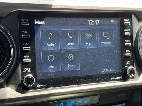 Used 2021 Toyota Tacoma SR5 RWD image 35