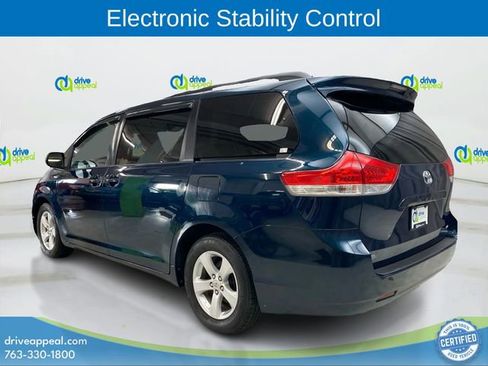 Used 2011 Toyota Sienna LE image 7