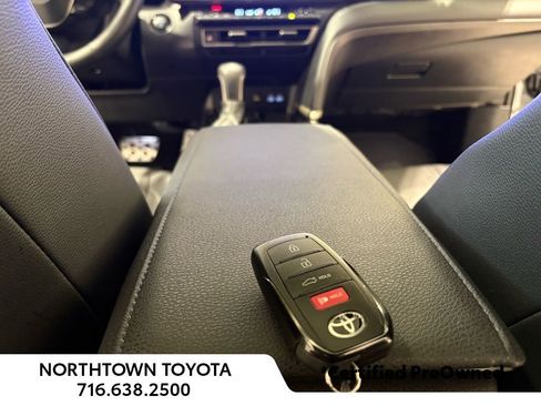 Used 2025 Toyota Camry XSE image 40