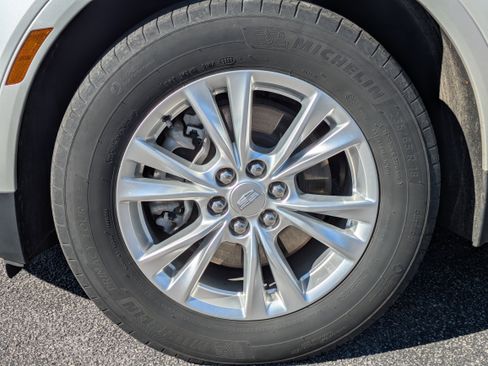 Used 2022 Cadillac XT5 Luxury image 33