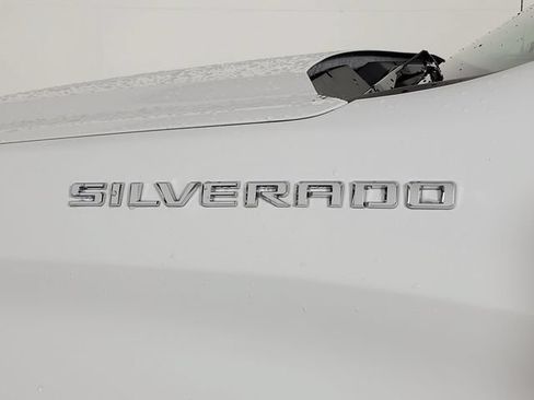 Used 2024 Chevrolet Silverado 1500 Custom RWD image 9