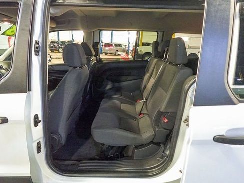 Used 2018 Ford Transit Connect XL image 19