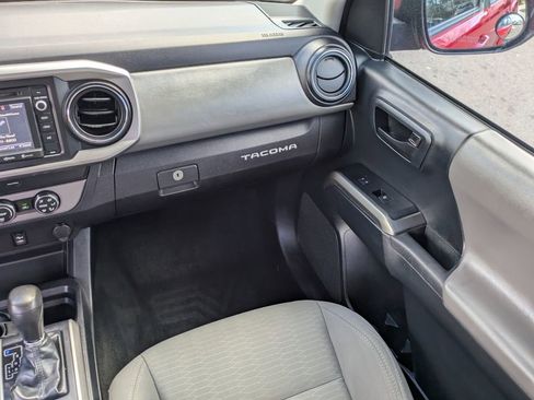 Used 2019 Toyota Tacoma SR5 image 18