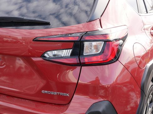 Used 2024 Subaru Crosstrek 2.0i Premium image 17