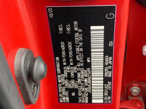 Used 2024 Toyota 4Runner Limited image 32