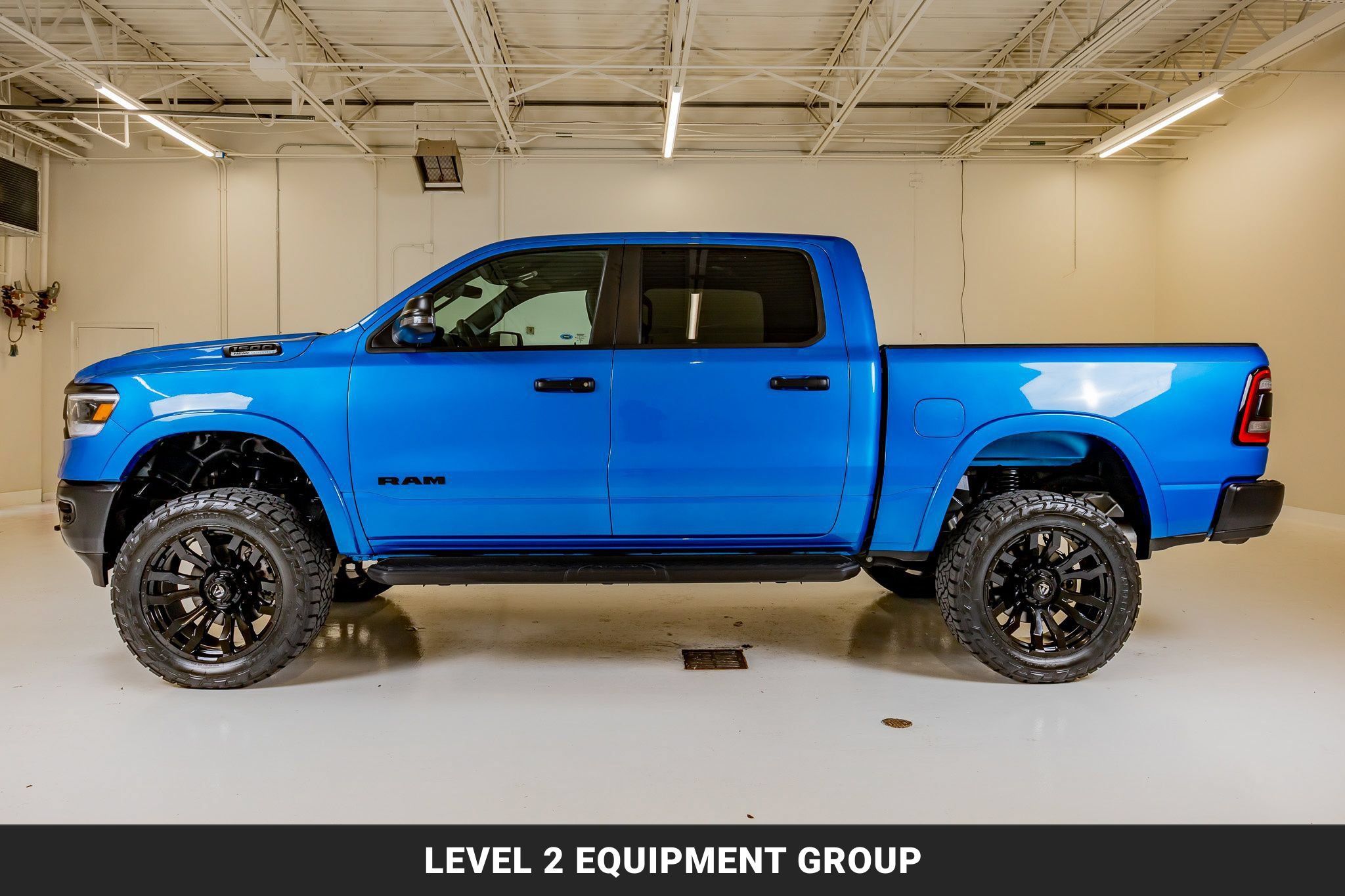 Used 2023 RAM 1500 Big Horn AWD/4WD image 6