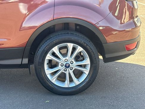 Used 2018 Ford Escape SE w/ SE Sync 3 Package image 10