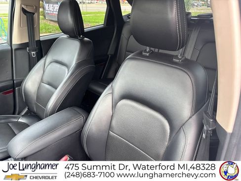 Used 2020 Ford Escape SE Sport FWD image 14