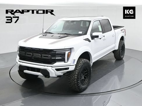 Used 2025 Ford F150 Raptor AWD/4WD image 38