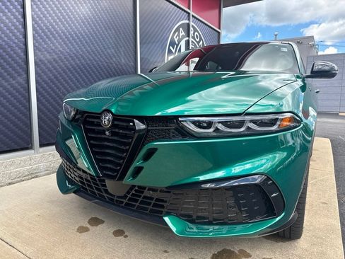 New 2026 Alfa Romeo Tonale w/ Active Assist Package AWD/4WD image 18