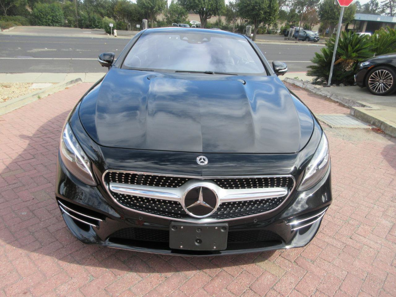 Used 2020 Mercedes-Benz S 560 4MATIC Coupe w/ AMG Line Exterior image 75