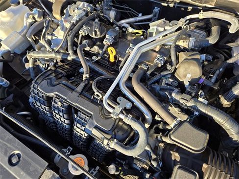 Used 2025 Nissan Altima 2.5 S image 16