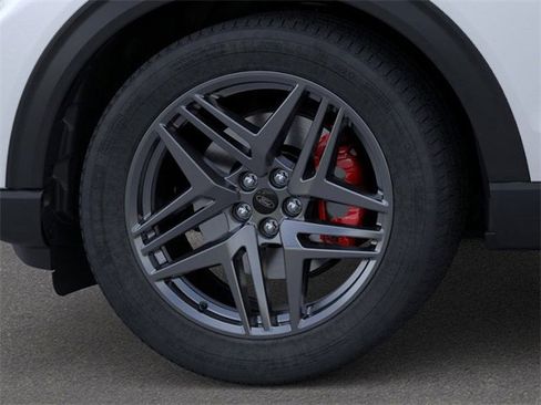 New 2026 Ford Explorer ST image 19