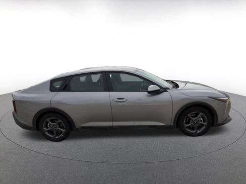 Used 2025 Kia K4 FWD image 16