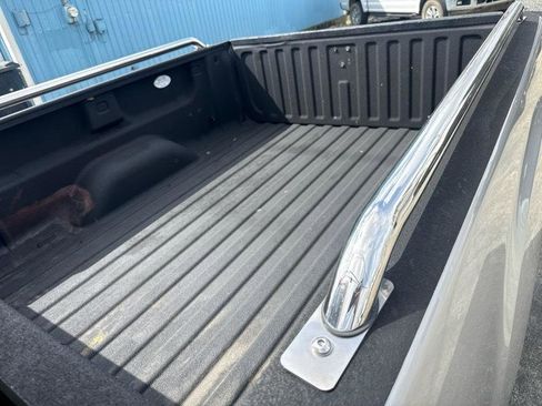 Used 2009 GMC Sierra 1500 SL image 10