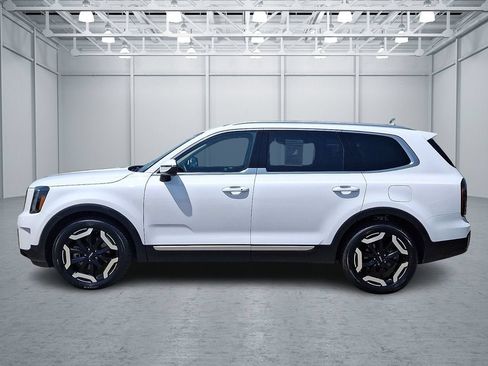 Used 2024 Kia Telluride EX FWD image 8