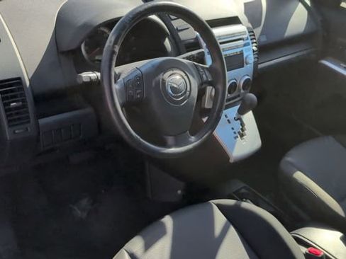 Used 2007 MAZDA MAZDA5 Touring image 4
