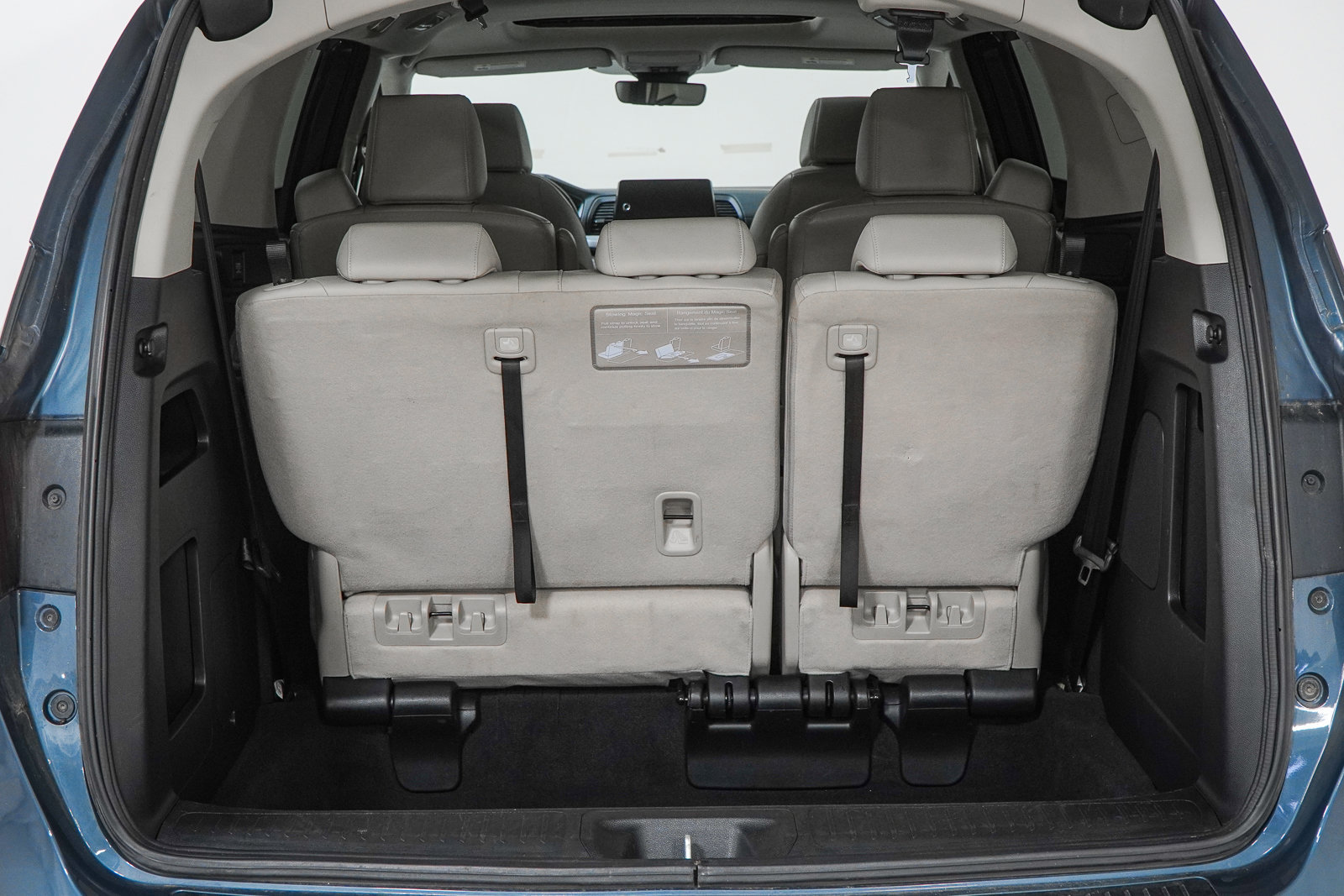 Used 2025 Honda Odyssey EX-L image 9