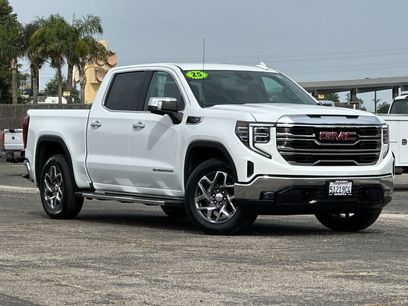 Used 2025 GMC Sierra 1500 SLT w/ SLT Premium Package