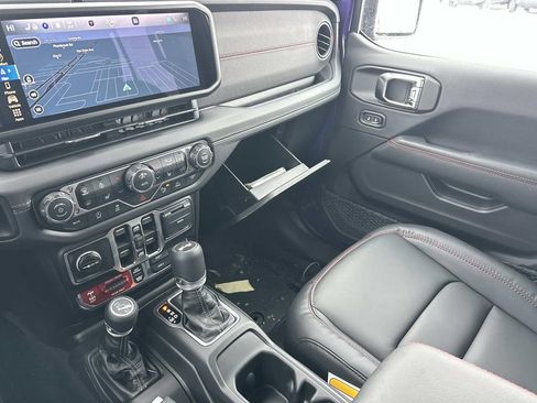 New 2026 Jeep Wrangler Unlimited Rubicon image 17