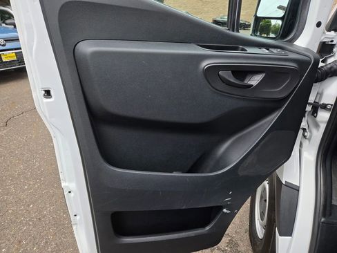 Used 2019 Mercedes-Benz Sprinter 144 Cargo image 15