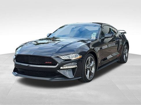 Used 2022 Ford Mustang GT Premium w/ Equipment Group 401A image 7