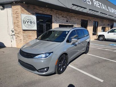 Used 2020 Chrysler Pacifica Touring-L Plus w/ S Appearance Package