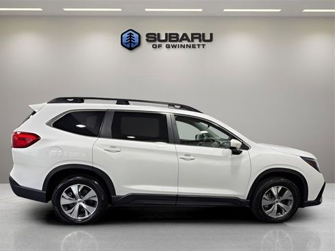 Certified 2024 Subaru Ascent Premium w/ Convenience Package image 6
