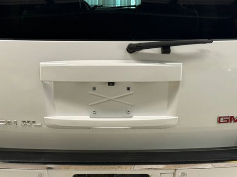 Used 2007 GMC Yukon XL Denali image 11