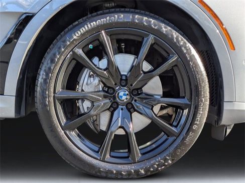 Used 2023 BMW X7 xDrive40i w/ Executive Package image 10