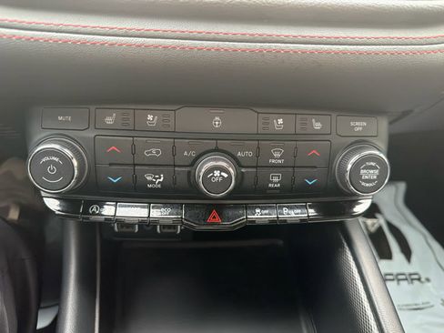 Used 2024 Dodge Durango GT image 30