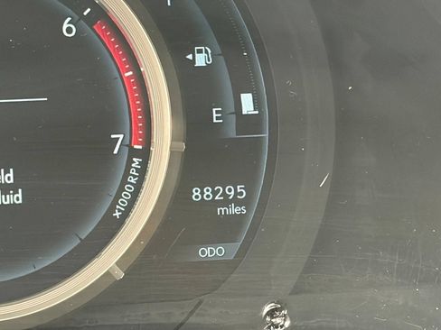 Used 2019 Lexus IS 300 F Sport w/ F Sport Package RWD image 12