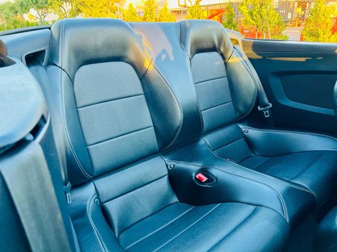 Used 2019 Ford Mustang GT Premium RWD image 22