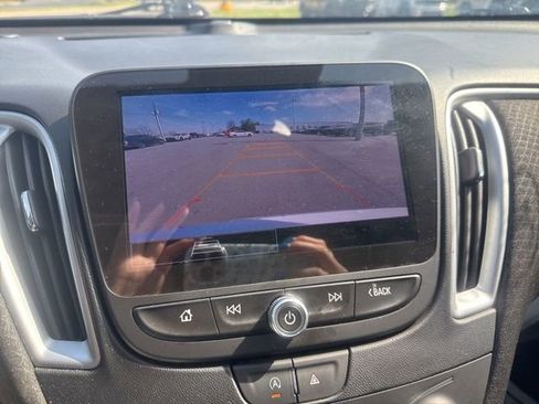 Used 2024 Chevrolet Malibu LT image 29